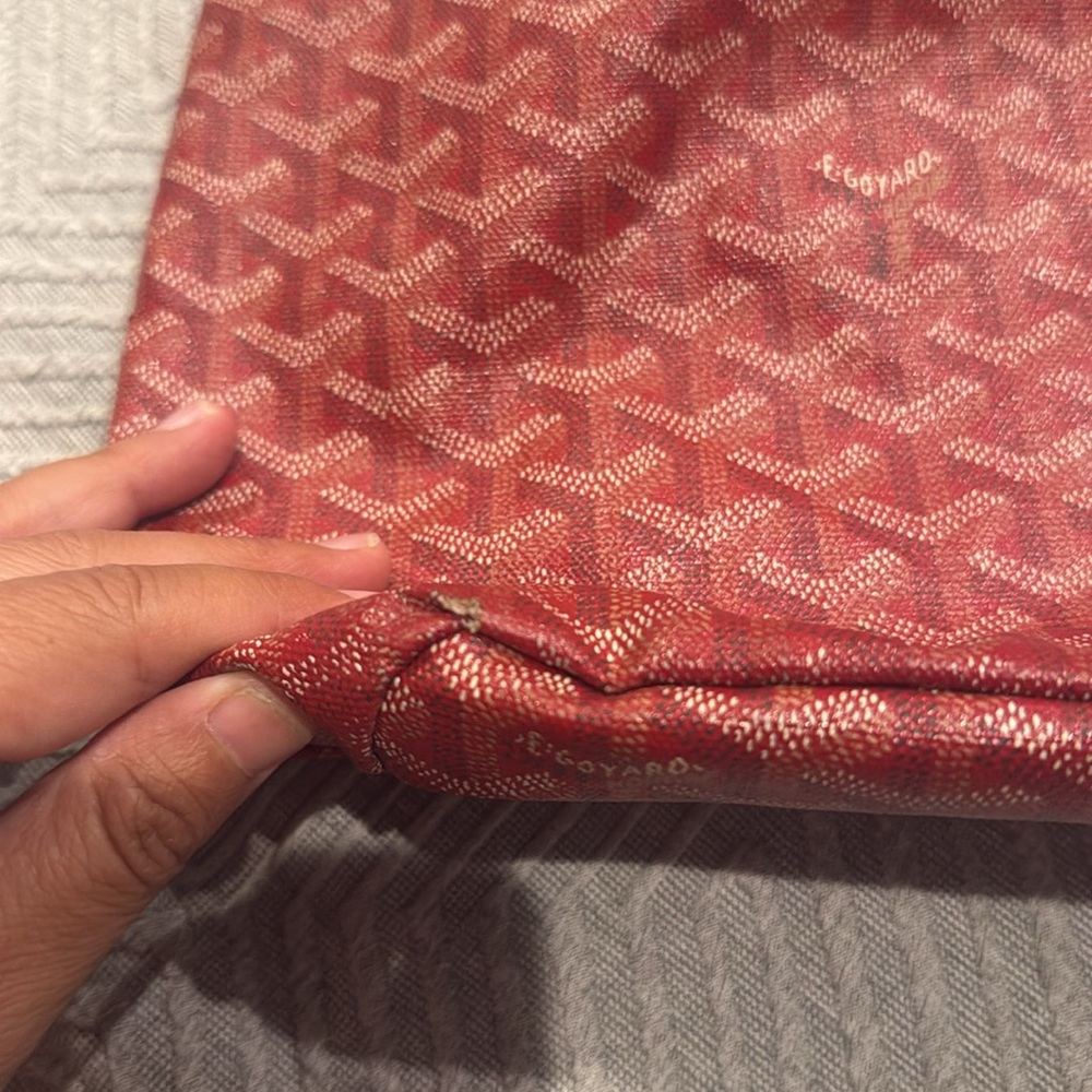Authentic Goyard St. Louis Red Tote PM - Picture 6 of 14